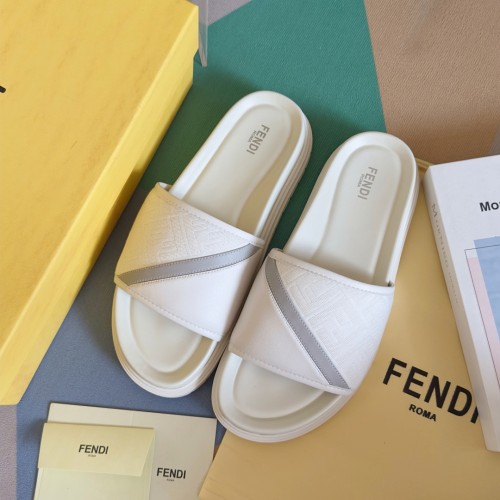 Fendi Diagonal FF 슬리퍼