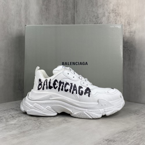 BALENCIAGA 25ss Triple S