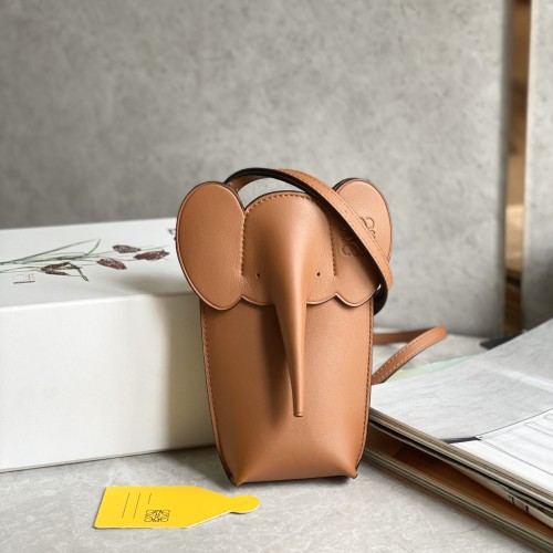 Loewe 로에베 카메라백