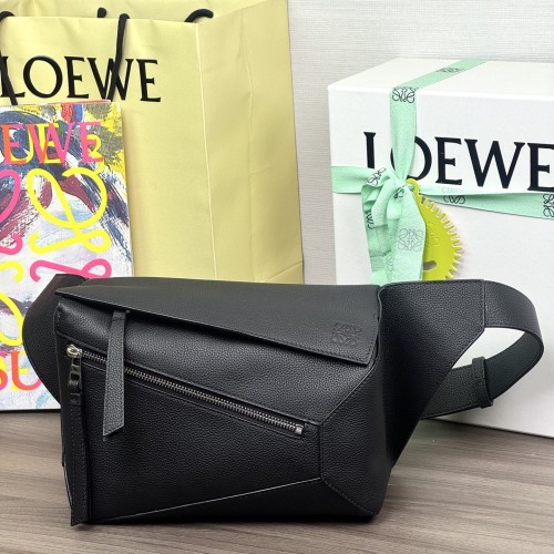Loewe 로에베 puzzle 포켓백