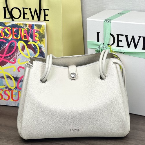 Loewe 로에베 Madrid (Medium)