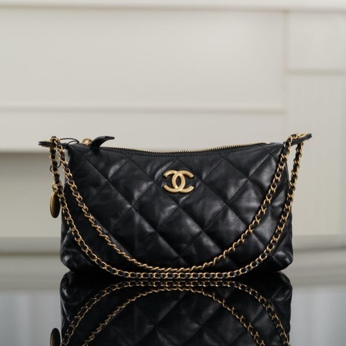 Chanel 샤넬 Hobo (Small)