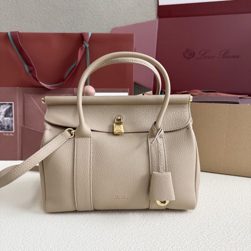 Loro piana 로로피아나 Loom L25(Small)