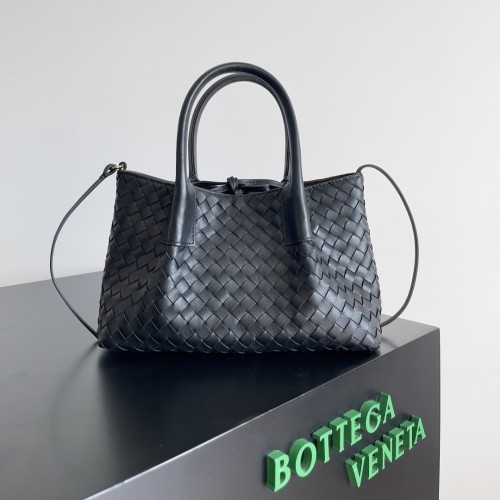 BOTTEGA VENETA pinacoteca 보테가 베네타
