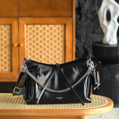 LV 루이비통 Carryall