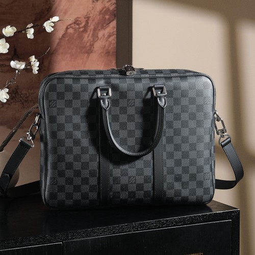 LV 루이비통 Porte Doucuments Voyage
