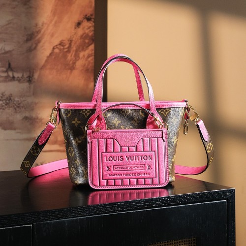 LV 루이비통 Neverfull Inside BB