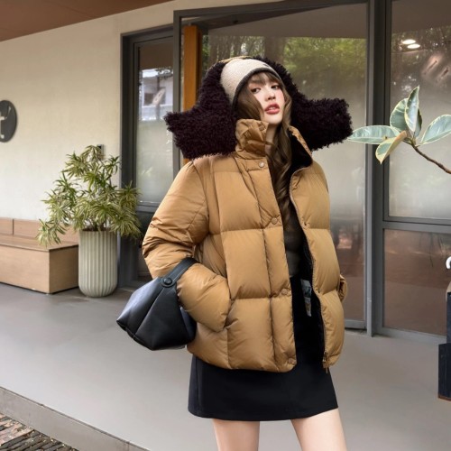 Moncler 몽클레어  Castelnou