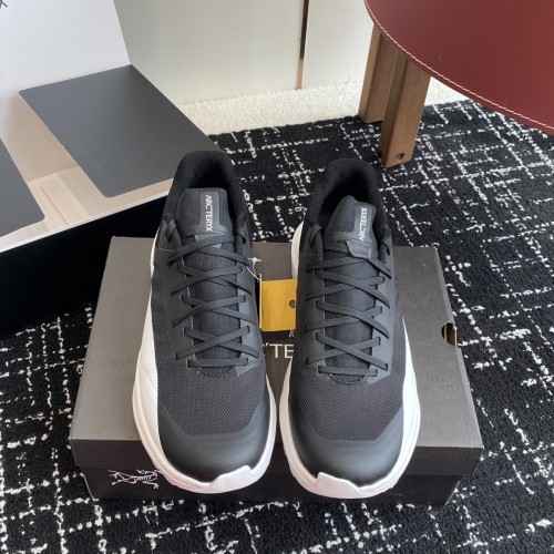 Arcteryx 아크테릭스 Norvan VT