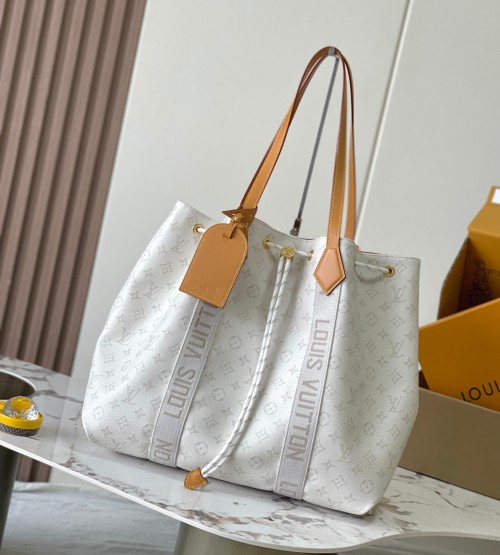 LV 루이비통 Marina Tote