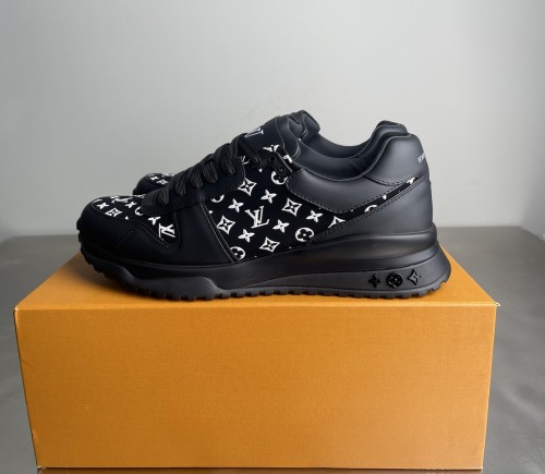 Louis Vuitton 루이비통 Run Away 스니커즈