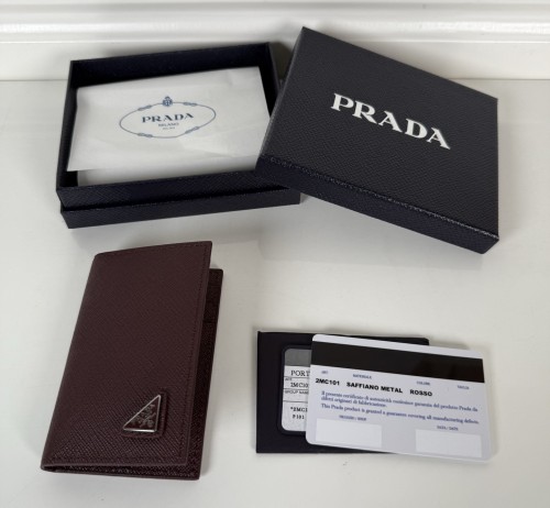 Prada Safiano 지갑