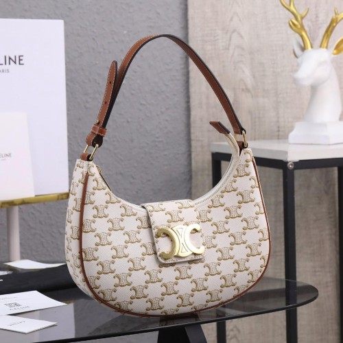 Celine 셀린느 ava triomphe