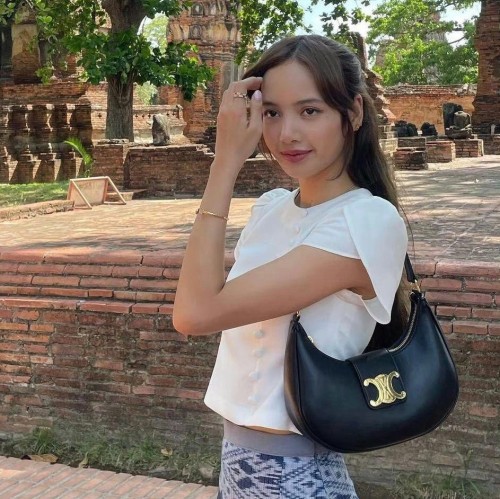 Celine 셀린느 ava triomphe