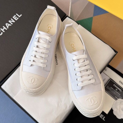 Chanel 샤넬 26P 키높이 스니커즈