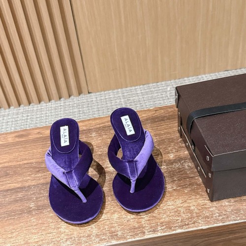 26SS ALAIA 펌프스