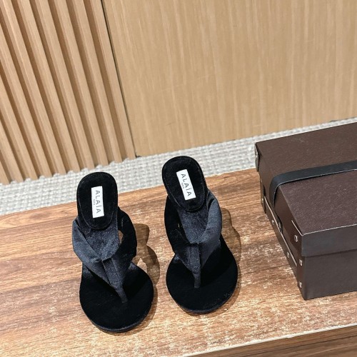 26SS ALAIA 펌프스