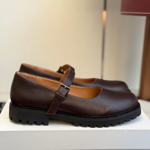 The Row 더로우 메리제인