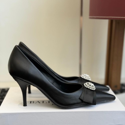 Balenciaga 발렌시아가 26SS 펌프스