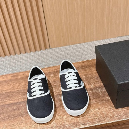 Prada 프라다 스니커즈