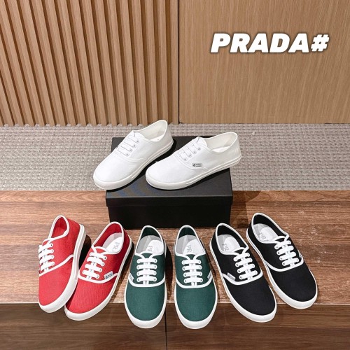 Prada 프라다 스니커즈