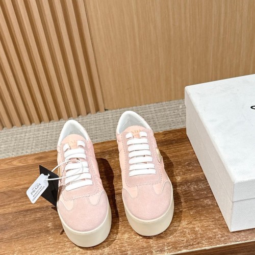 Prada 프라다 Dewntown Bold