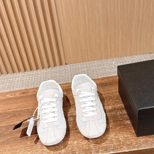 Prada 프라다 Montecarlo 독일군