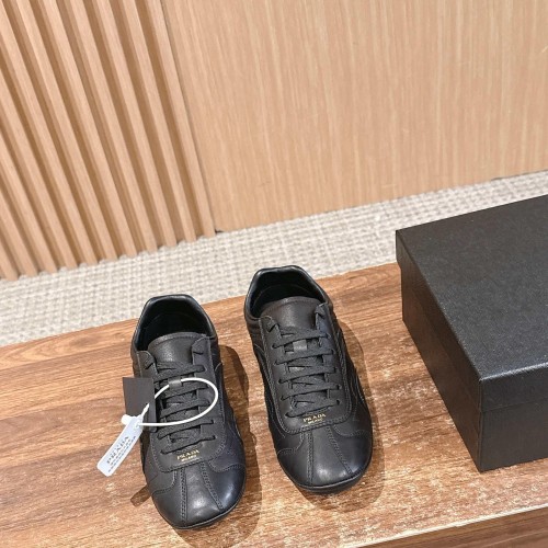 Prada 프라다 독일군 스니커즈
