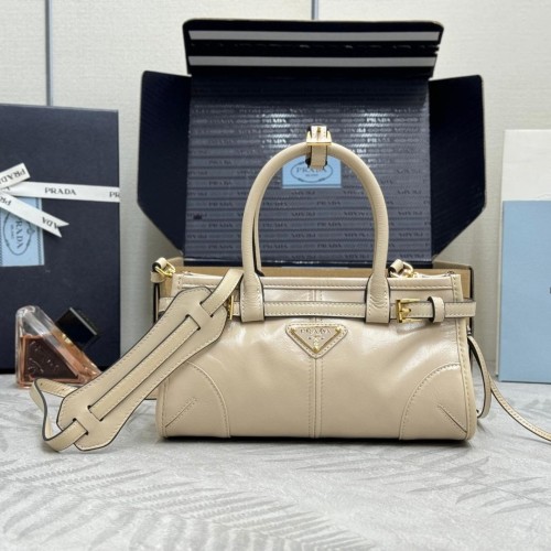 Prada 프라다 Bonnie