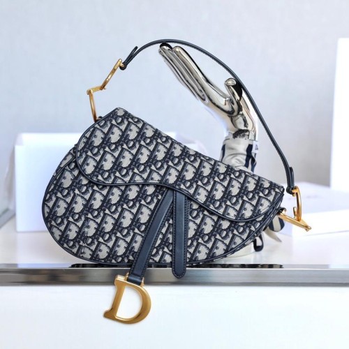 Dior 디올 Oblique Saddle(Medium)