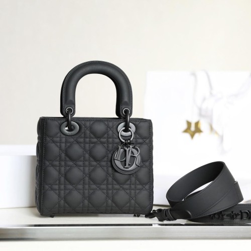 Lady Dior 디올 Ultra Mat