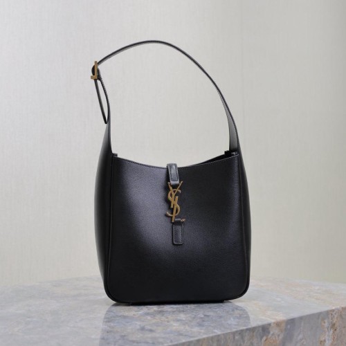 YSL 입생로랑 LE 5A7