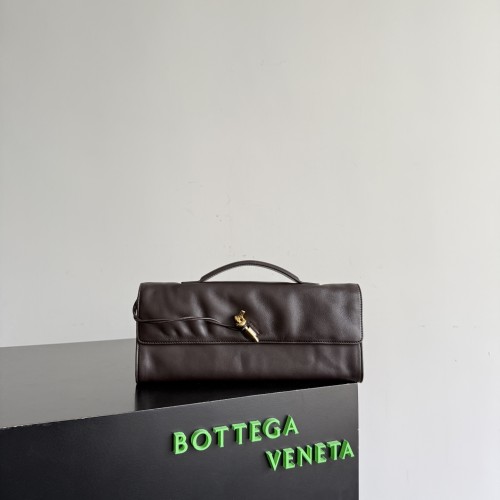 Bottega Veneta 보테가 베네타 Andiamo Clutch