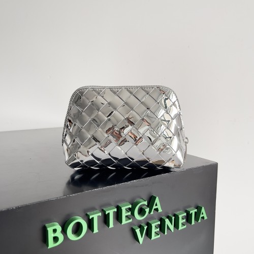 BOTTEGA VENETA 보테가 베네타 메이크업백