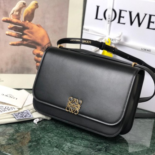 Loewe 로에베 Goya