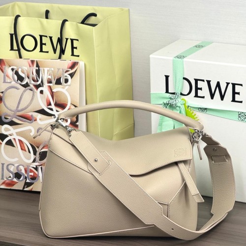 Loewe 로에베 Puzzle Edge(Medium)