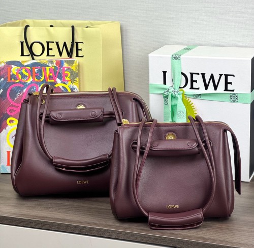 Loewe 로에베 Madrid
