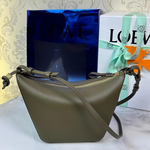 Loewe 로에베 Hammock Hobo