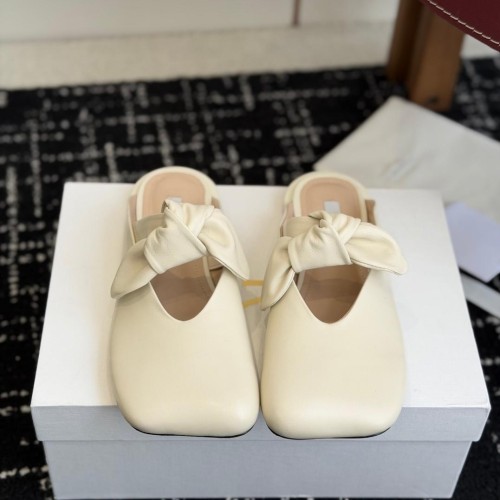 2026 The Row 더 로우 뮬 Canal