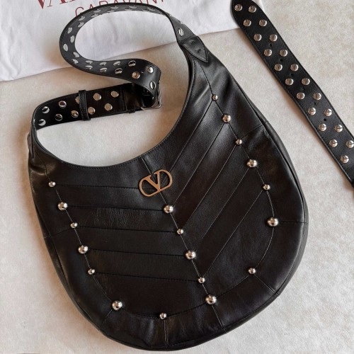 Valentino 발렌티노 GARAVANI HOBO