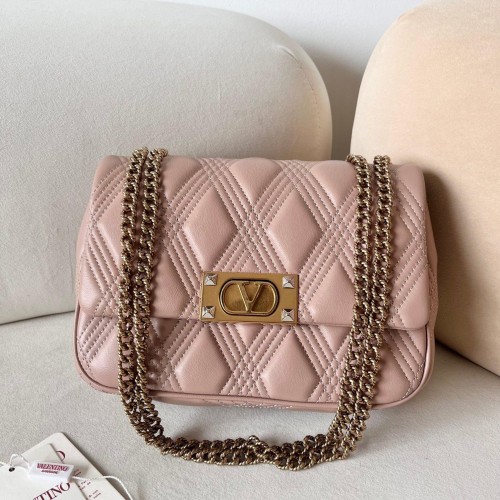 Valentino 발렌티노 GARAVANI QUILTIE 67