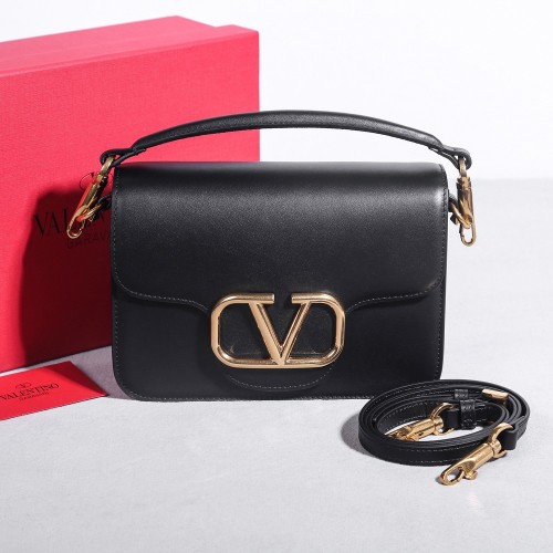 VALENTINO 발렌티노 GARAVANI LOCÒ