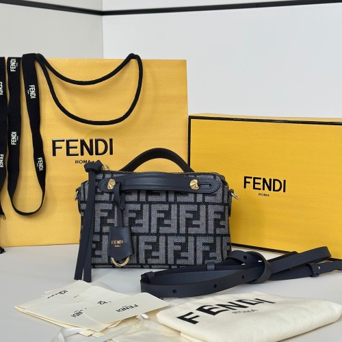 Fendi 펜디 Boston