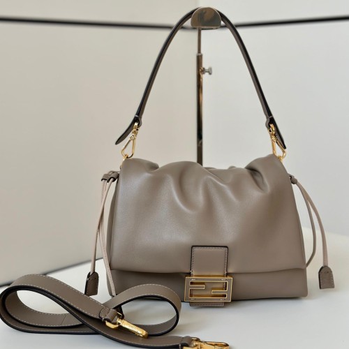 FENDI 펜디 Mamma Baguette