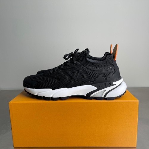 LV 루이비통 Runner Tatic