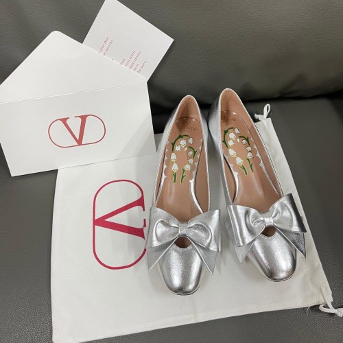 Valentino 발렌티노 발레리나 플랫슈즈