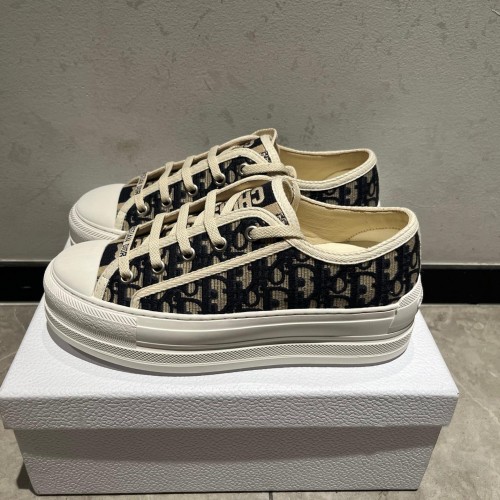 Dior 디올 Walk‘n’Dior