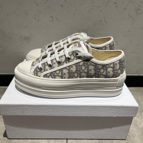 Dior 디올 Walk‘n’Dior