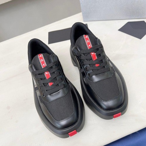 Prada 프라다 스니커즈