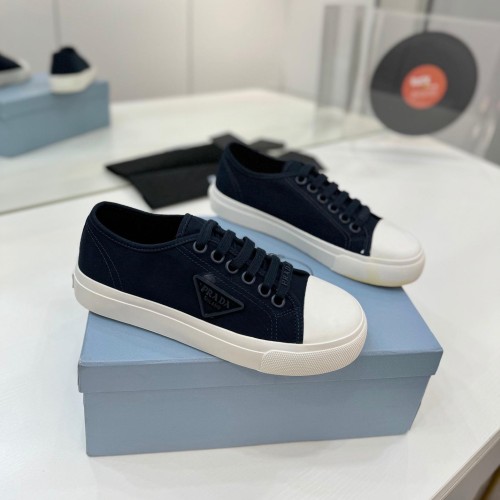 Prada 프라다 스니커즈